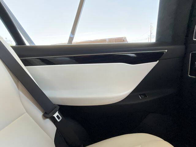 2017 Tesla Model X 75D