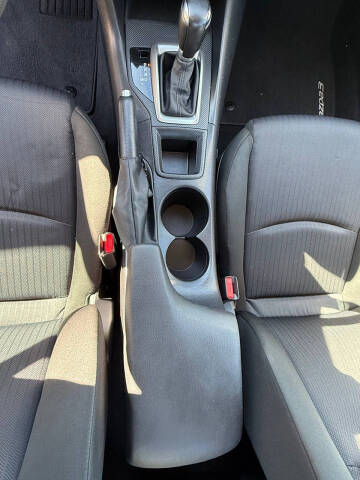 2014 Mazda MAZDA3 i SV