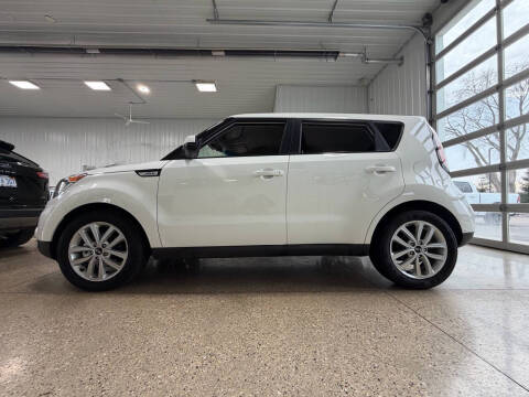 2017 Kia Soul +