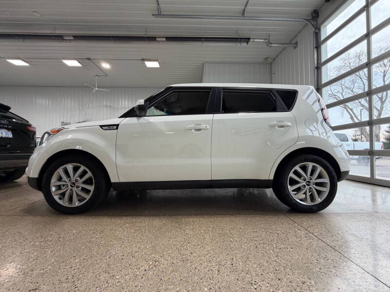 2017 Kia Soul +
