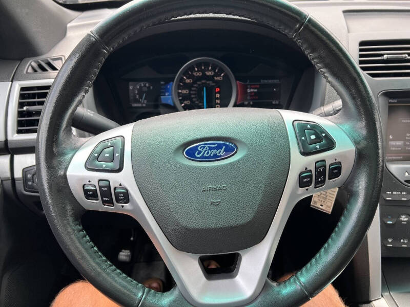 2012 Ford Explorer XLT