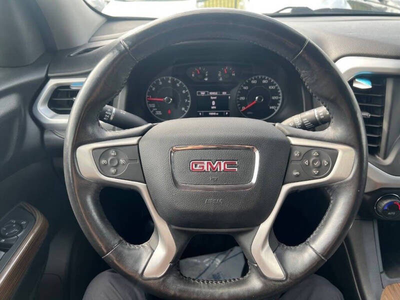 2017 GMC Acadia SLE-1