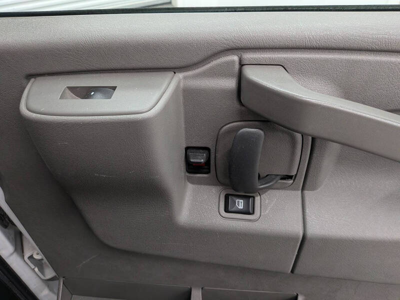 2021 GMC Savana 2500