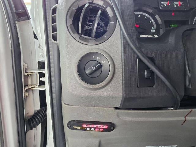 2009 Ford E-Series E-350 SD