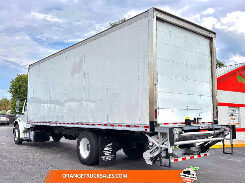2022 Freightliner M2 106