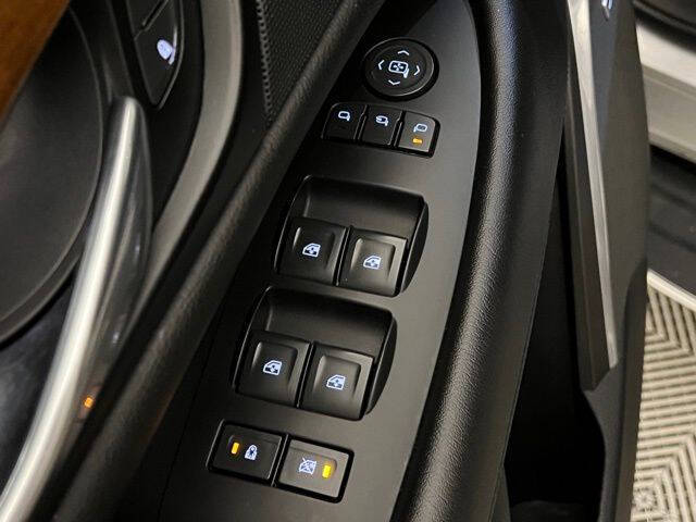 2020 Cadillac Escalade Standard