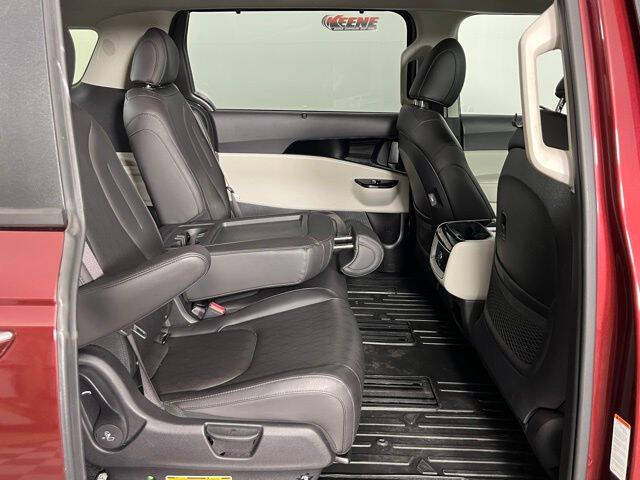 2024 Kia Carnival EX
