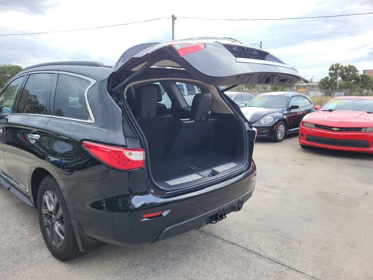 2014 INFINITI QX60 for sale at FAMILY AUTO BROKERS in Longwood, FL