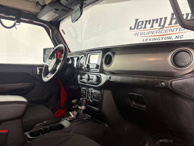 2020 Jeep Gladiator Sport