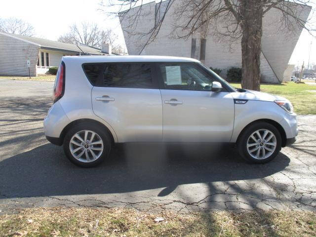 2019 Kia Soul +