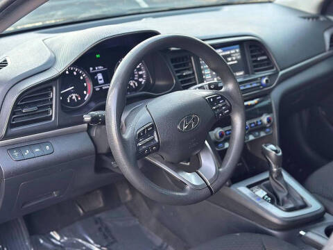 2020 Hyundai Elantra