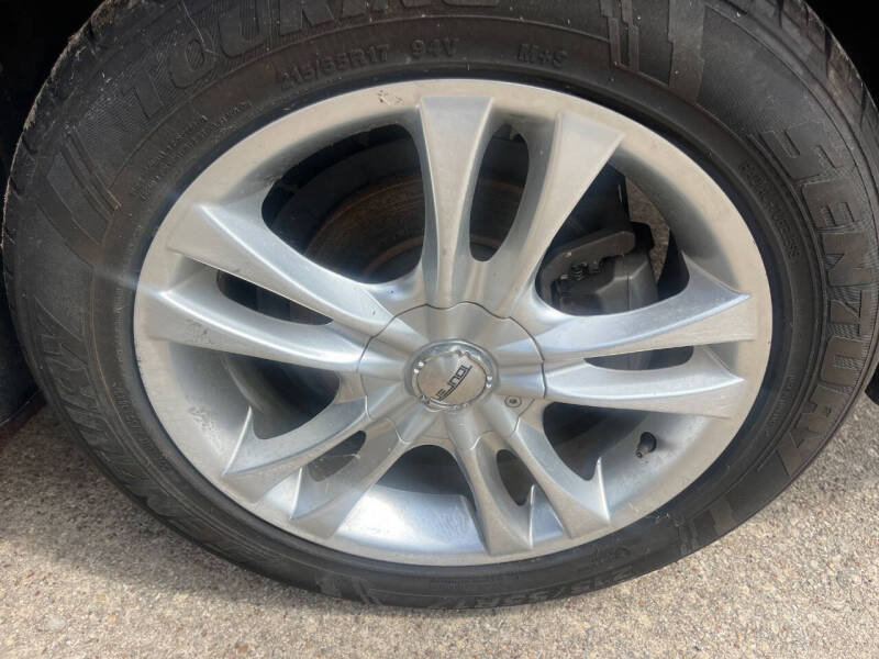 2017 Chrysler 200 Limited