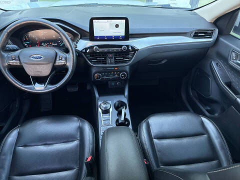 2020 Ford Escape SEL