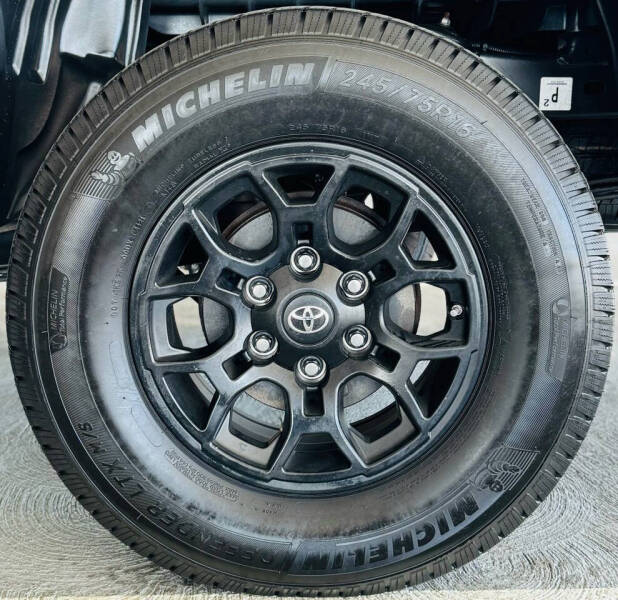 2019 Toyota Tacoma SR5 V6