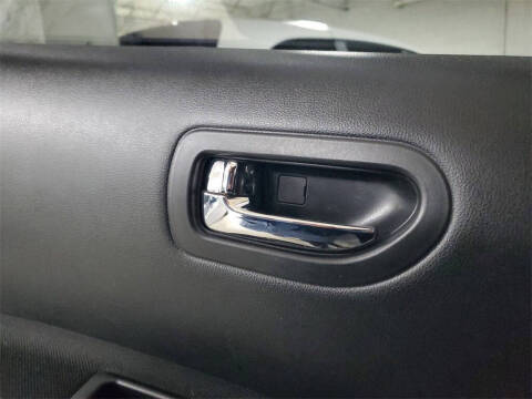 2011 Nissan Rogue S Krom