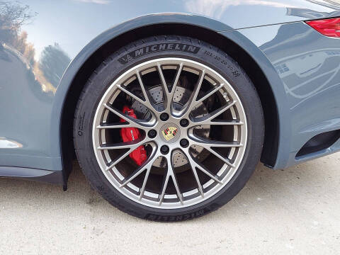 2017 Porsche 911 Carrera 4S