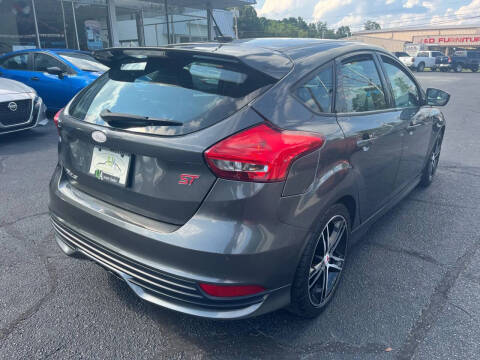 2018 Ford Focus ST