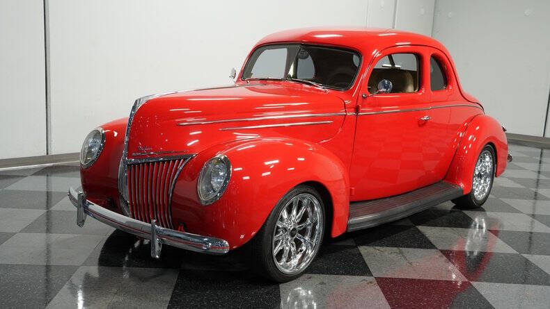 1939 Ford Deluxe