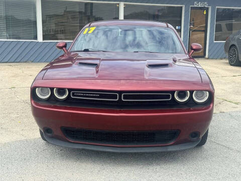 2017 Dodge Challenger SXT