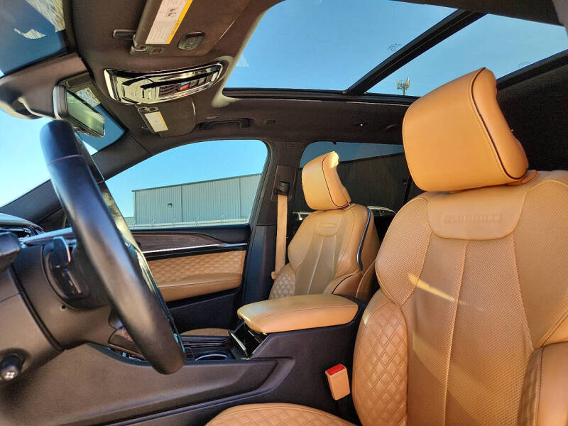 2023 Jeep Grand Cherokee L Summit