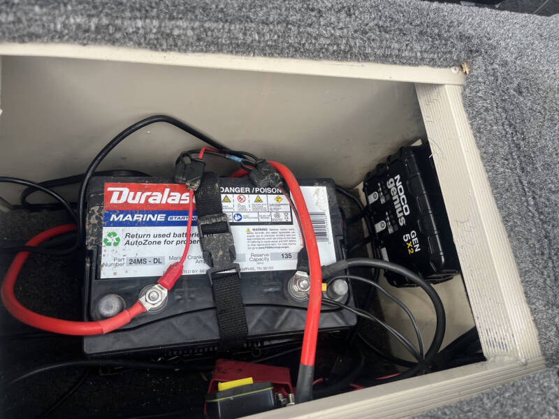 2002 Tracker PRO AVENGER 16