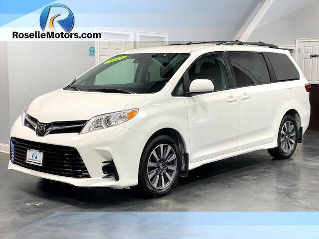 2018 Toyota Sienna LE 7-Passenger