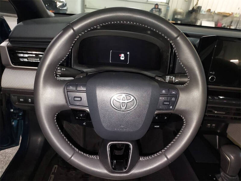 2025 Toyota Camry XLE