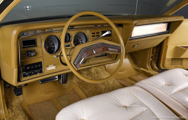 1976 Ford Thunderbird