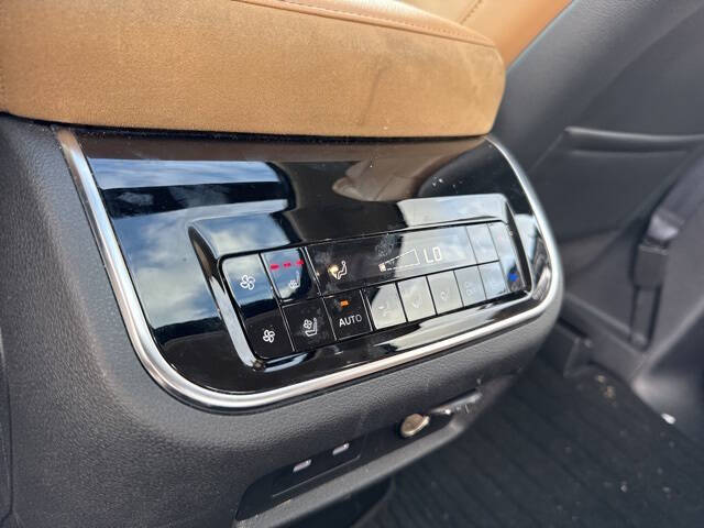 2025 Infiniti QX80 Sensory