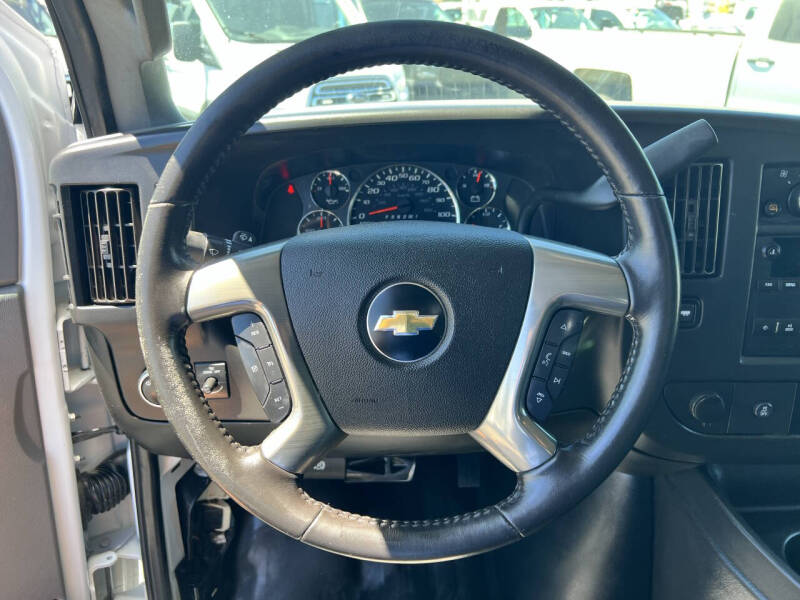 2017 Chevrolet Express 2500