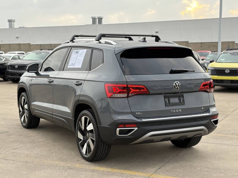 2024 Volkswagen Taos SEL 4Motion