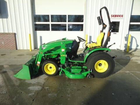 2015 John Deere 2032R