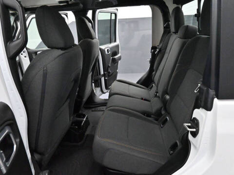 2024 Jeep Gladiator Sport