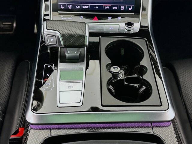 2023 Audi SQ8 4.0T quattro Premium Plus