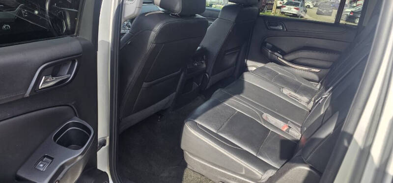 2017 Chevrolet Suburban LT