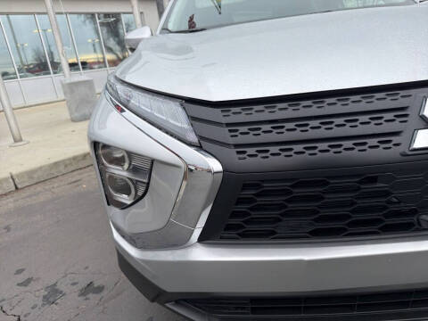 2026 Mitsubishi Eclipse Cross ES