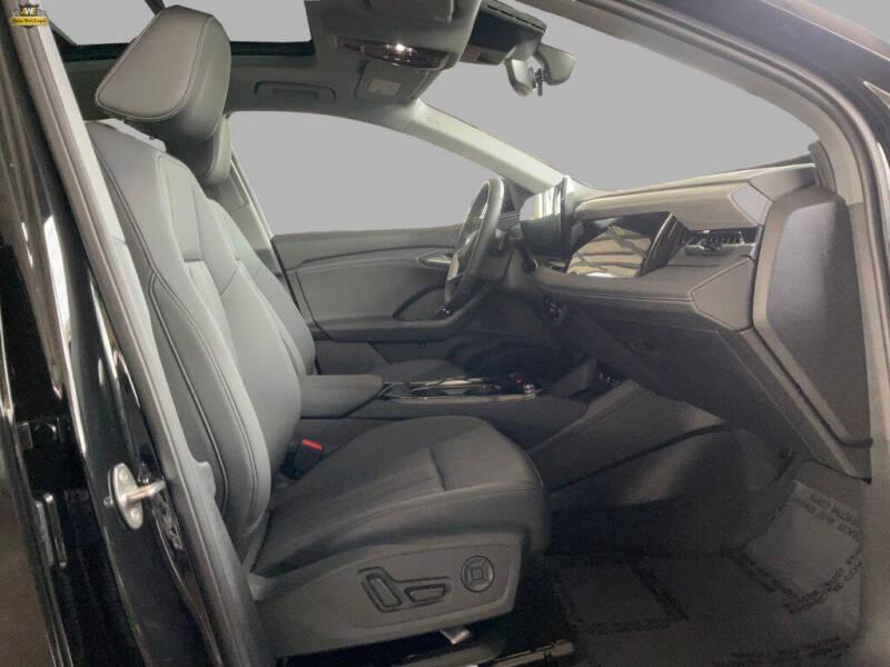 2025 Audi Q6 e-tron Premium