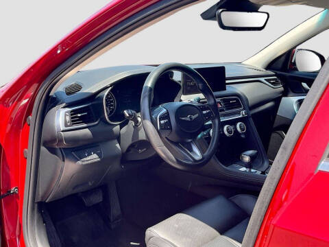 2023 Genesis G70