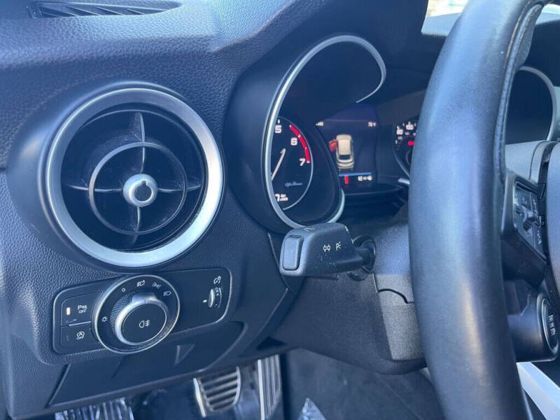 2022 Alfa Romeo Stelvio Ti