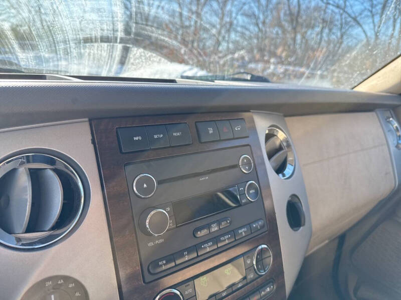 2014 Ford Expedition EL XLT