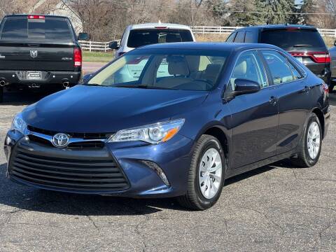 2015 Toyota Camry for sale at North Imports LLC in Burnsville MN