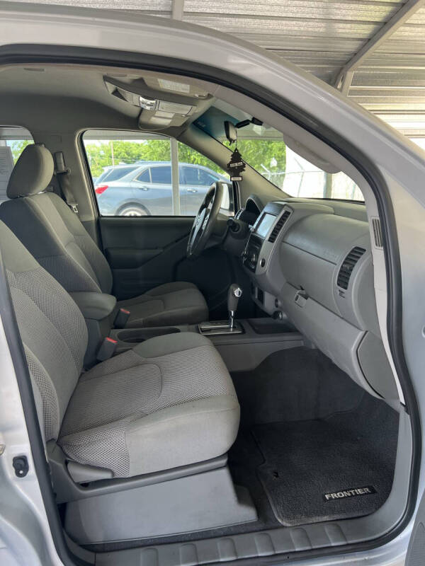 2019 Nissan Frontier SV
