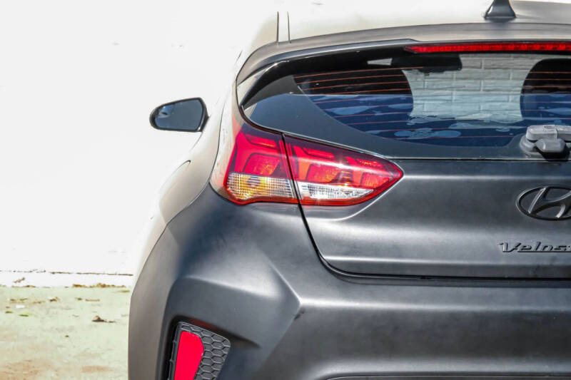 2019 Hyundai Veloster