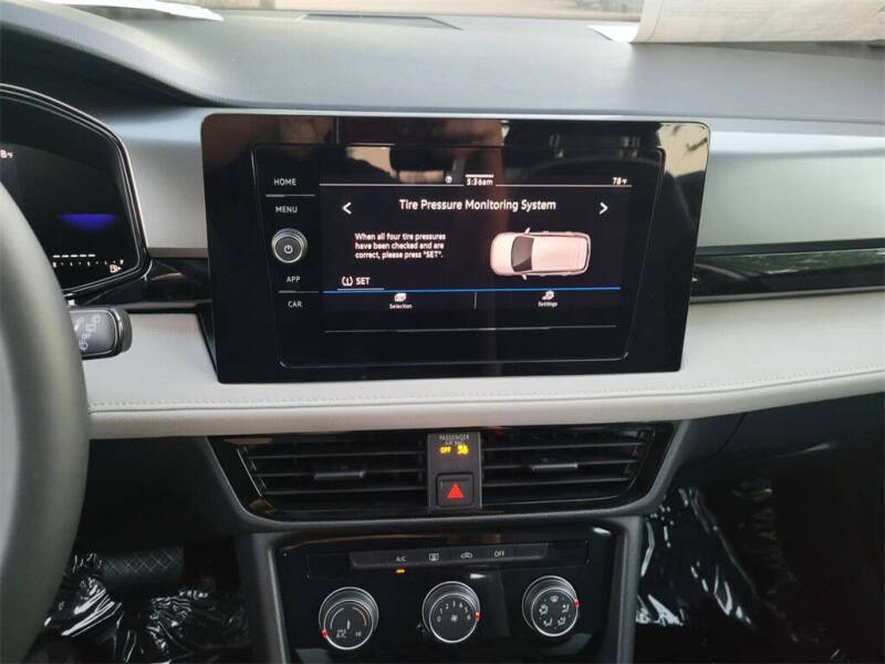 2025 Volkswagen Taos S