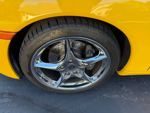 2001 Porsche 911 Carrera