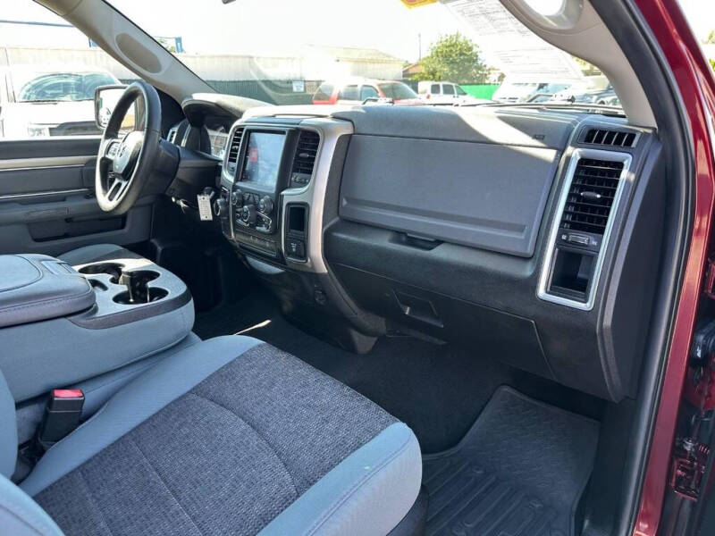 2019 RAM 1500 Classic SLT