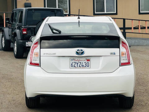 2013 Toyota Prius One