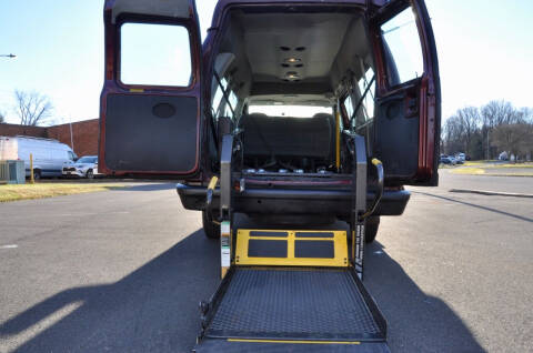 2005 Ford E-Series E-350 SD XLT