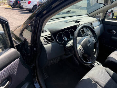 2009 Nissan Versa 1.8 SL