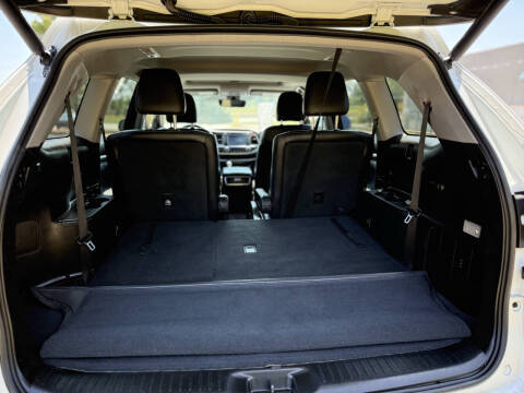 2017 Toyota Highlander SE